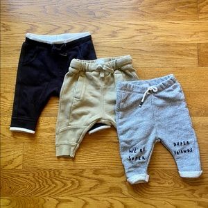 Boys Zara joggers size 3-6month